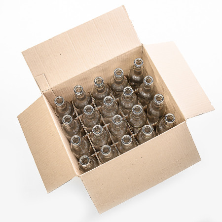 20 bottles of "Guala" 0.5 l without caps in a box в Брянске